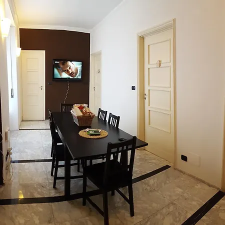 Born In La Mole Apartment *